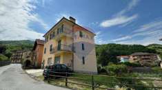 Foto Casa indipendente in vendita a Rossiglione