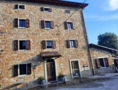 Foto Casa indipendente in vendita a San Benedetto Val Di Sambro - 14 locali 300mq