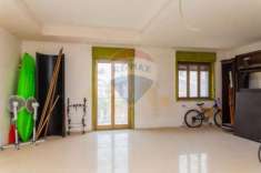 Foto Casa indipendente in vendita a San Giovanni La Punta - 5 locali 320mq