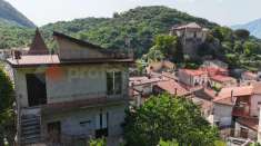Foto Casa indipendente in vendita a San Martino Valle Caudina