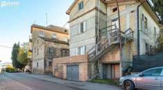 Foto Casa indipendente in vendita a Sant'Eusanio Del Sangro - 6 locali 215mq