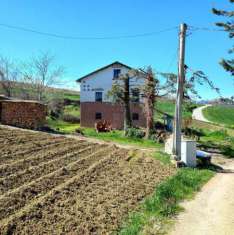 Foto Casa indipendente in vendita a Santa Vittoria In Matenano
