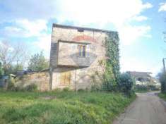 Foto Casa indipendente in vendita a Santi Cosma E Damiano