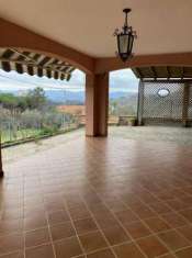 Foto Casa indipendente in vendita a Sarzana