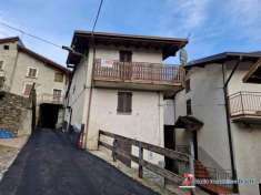 Foto Casa indipendente in vendita a Saviore Dell'Adamello