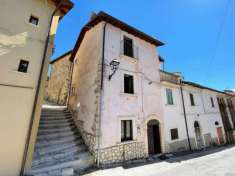 Foto Casa indipendente in vendita a Scoppito