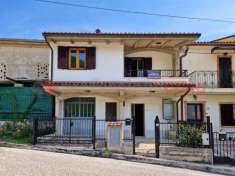 Foto Casa indipendente in vendita a Scoppito