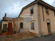 Foto Casa indipendente in vendita a Seravezza