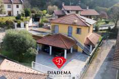 Foto Casa indipendente in vendita a Sesto Calende