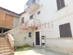 Foto Casa indipendente in vendita a Sesto Campano