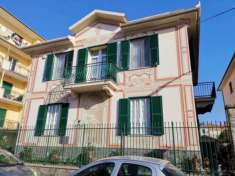 Foto Casa indipendente in vendita a Sestri Levante - 5 locali 200mq