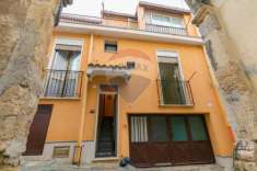 Foto Casa Indipendente in vendita a Sortino