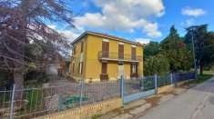 Foto Casa indipendente in vendita a Spello