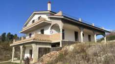 Foto Casa indipendente in vendita a Spoltore - 15 locali 500mq