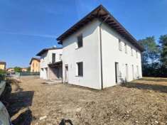 Foto Casa indipendente in vendita a Stagno Lombardo - 1 locale 470mq