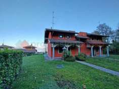 Foto Casa indipendente in vendita a Stresa