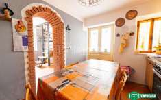 Foto Casa indipendente in vendita a Stresa