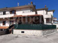 Foto Casa indipendente in vendita a Tagliacozzo