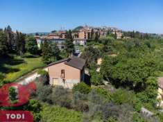 Foto Casa indipendente in vendita a Todi
