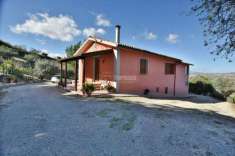 Foto Casa indipendente in vendita a Tolentino