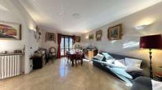 Foto Casa indipendente in vendita a Torino