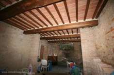 Foto Casa indipendente in vendita a Torrita Di Siena - 4 locali 583mq