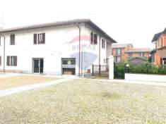 Foto Casa indipendente in vendita a Travaco' Siccomario