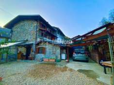 Foto Casa indipendente in vendita a Traves