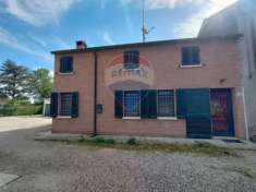 Foto Casa indipendente in vendita a Tresignana