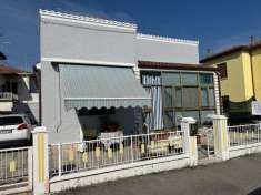 Foto Casa indipendente in vendita a Tresignana