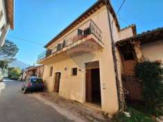 Foto Casa indipendente in vendita a Trevi