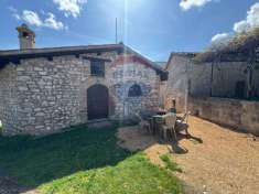 Foto Casa indipendente in vendita a Trevi