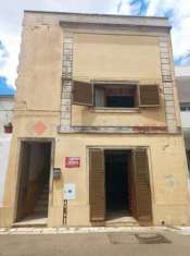 Foto Casa indipendente in vendita a Uggiano La Chiesa