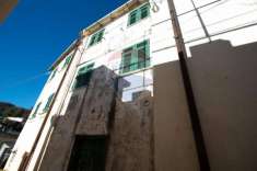 Foto Casa indipendente in vendita a Uscio
