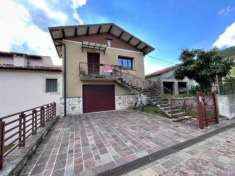 Foto Casa indipendente in vendita a Val Liona - 4 locali 375mq