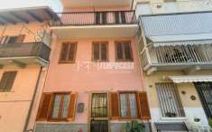 Foto Casa indipendente in vendita a Valdilana