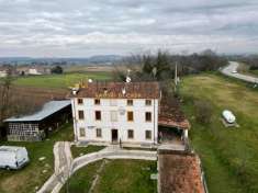 Foto Casa indipendente in vendita a Valeggio Sul Mincio