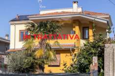 Foto Casa indipendente in vendita a Vanzaghello - 5 locali 213mq