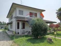Foto Casa indipendente in vendita a Vaprio D'Agogna