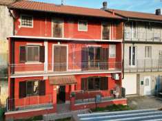 Foto Casa indipendente in vendita a Vaprio D'Agogna