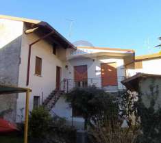 Foto Casa indipendente in vendita a Varallo Pombia