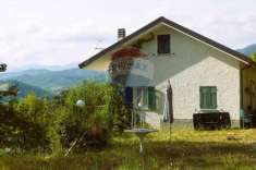 Foto Casa indipendente in vendita a Varese Ligure