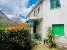 Foto Casa indipendente in vendita a Varese Ligure