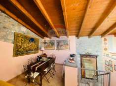 Foto Casa indipendente in vendita a Varese Ligure