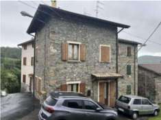 Foto Casa indipendente in vendita a Ventasso