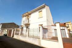 Foto Casa indipendente in vendita a Vercelli