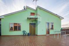 Foto Casa indipendente in vendita a Villamagna