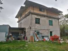 Foto Casa indipendente in vendita a Vinchiaturo
