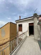 Foto Casa indipendente in vendita a Ziano Piacentino