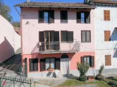 Foto Casa Indipendente in Vendita in zona Centro a Mombello Monferrato